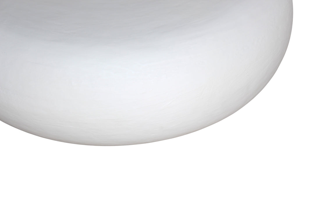 Modern Pebble Coffee Table – Iron Construction with Milky White Finish | 70 × 70 × 25 cm